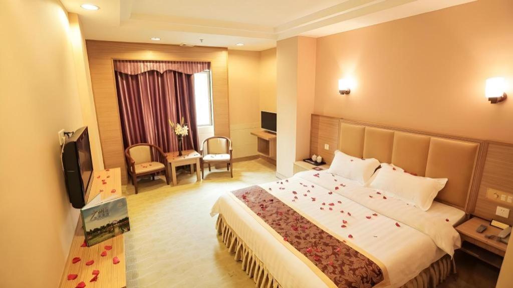 Airport Liwan Hotel Guangzhou Buitenkant foto