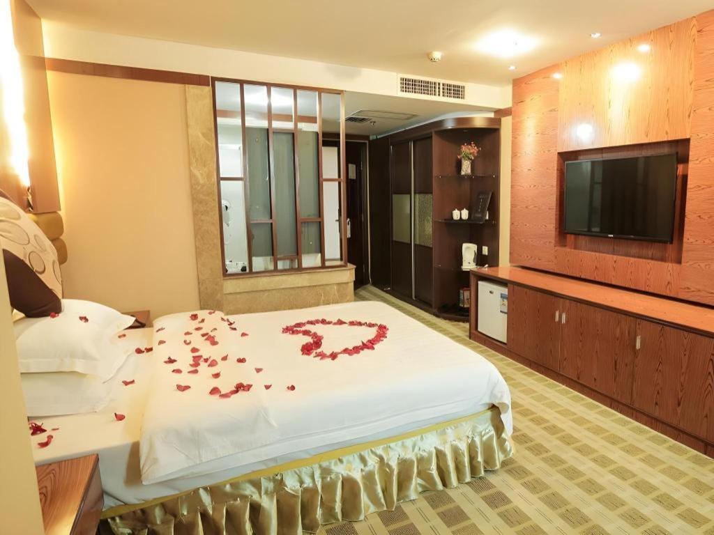 Airport Liwan Hotel Guangzhou Buitenkant foto
